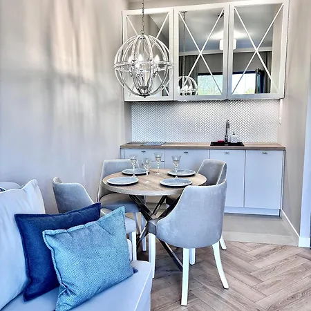 White Glove Prestige Nad Zatoką Jezioro Ukiel Apartament